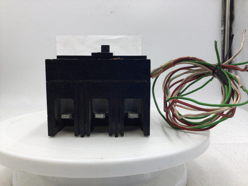 General Electric TEC36030 30 Amp 3 Pole 600V Circuit Breaker w/ Aux Switch