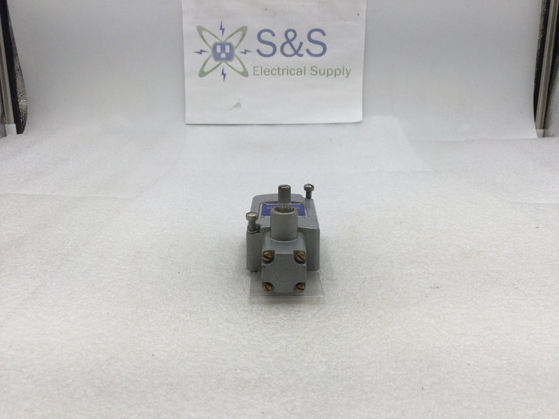Honeywell 206LS1 MicroSwitch Limit Switch Head & Base 10 Amp 120-480 VAC 1/3 to 3/4 HP