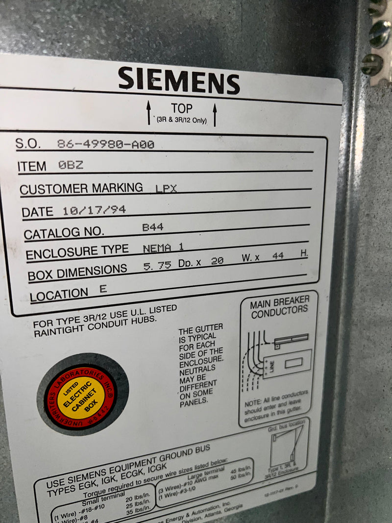 Siemens S1C42ML250ATS 3 Phase 4 Wire 250A 42 Circuit 208Y/120V Type 1 Panel Board Flush Cover