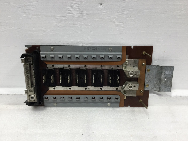 ITE/Gould/Zinsco 200 Amp 10 Space/20 Circuit 120/240 VAC Load Center Guts Only 8" X 18"