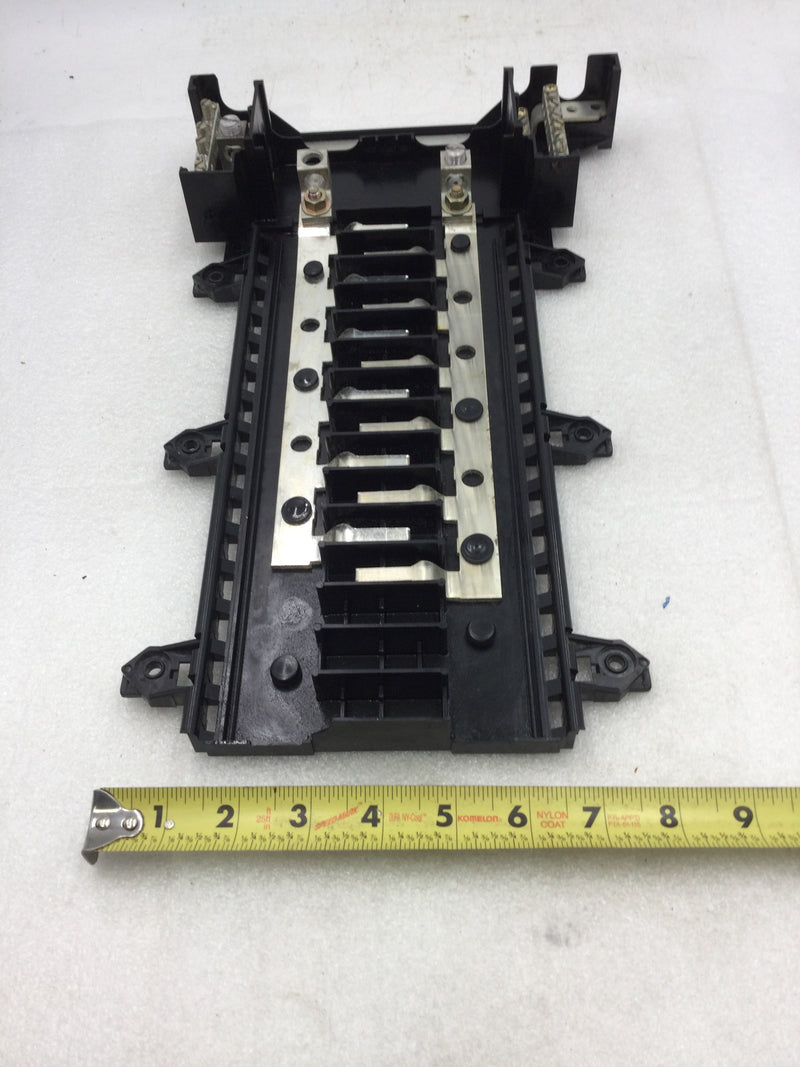 Square D QON24L125 12 Space/24 Circuit 125 Amp Main Load Center Guts Only 9" x 16"