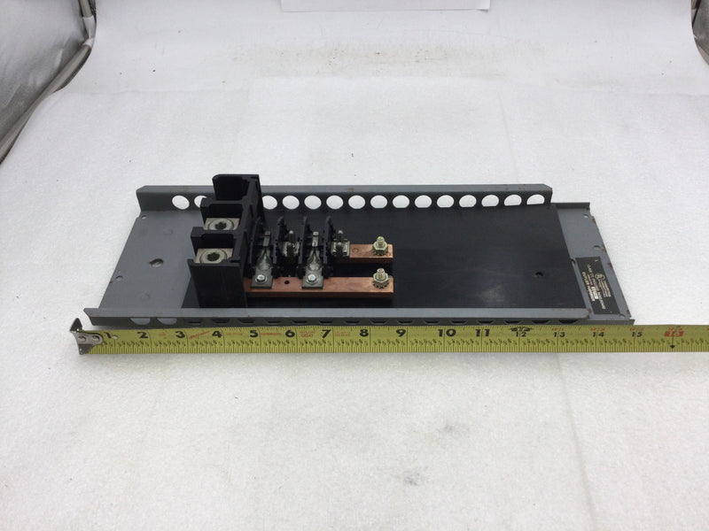 Eaton/Cutler-Hammer 150 Amp 4 Space/8 Circuit Main Load Center Guts Only 6" X 15.5"