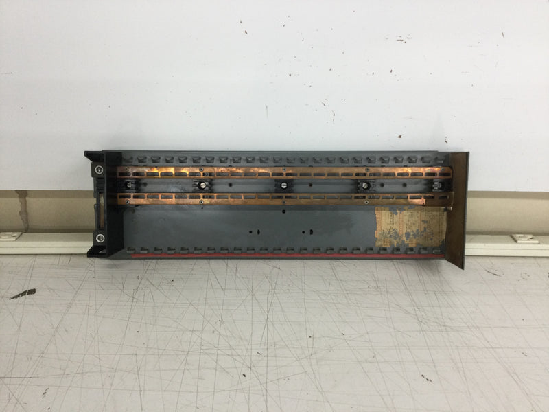 ITE/Walker 24 Space 200 Amp Main Load Center Guts Only 6" X 21"