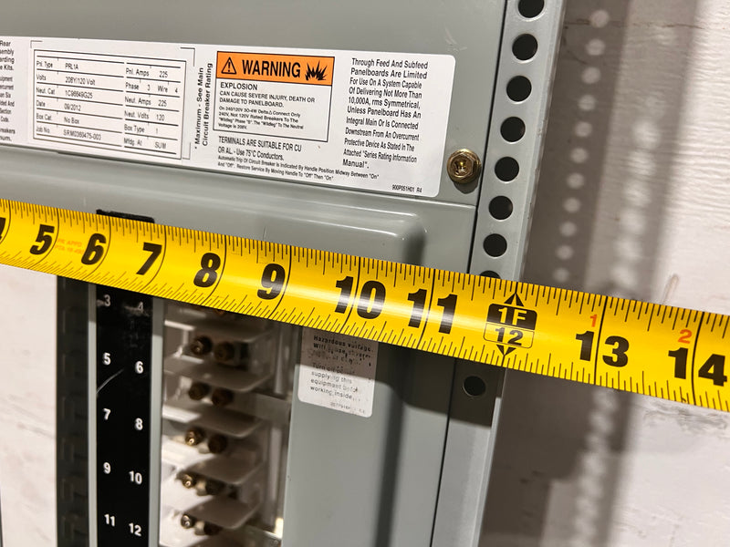 Cutler Hammer PRL1A Pow-R-Line  225 Amps 208Y/120VAC 84 Circuit Panel Board Interior