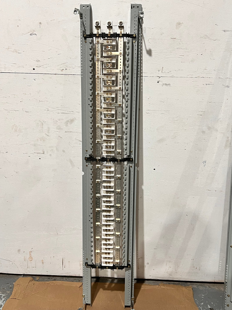 Cutler Hammer PRL1A Pow-R-Line  225 Amps 208Y/120VAC 84 Circuit Panel Board Interior