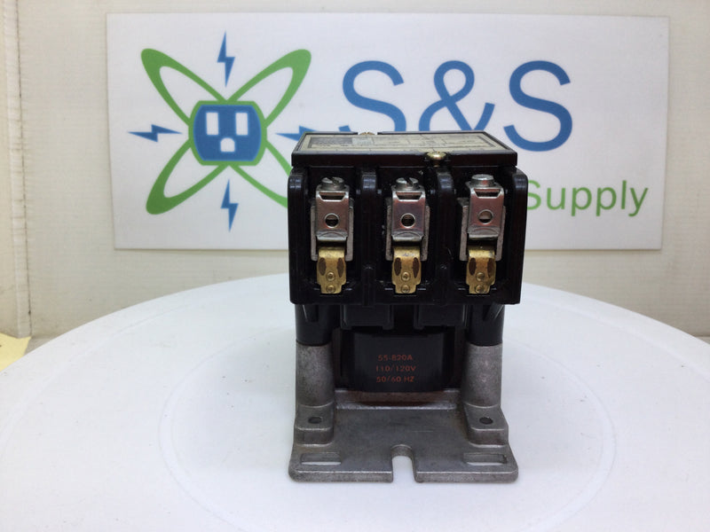 General Electric CR353AC3DA1 3 Pole 30A 600VAC 110/120V 50/60Hz Coil