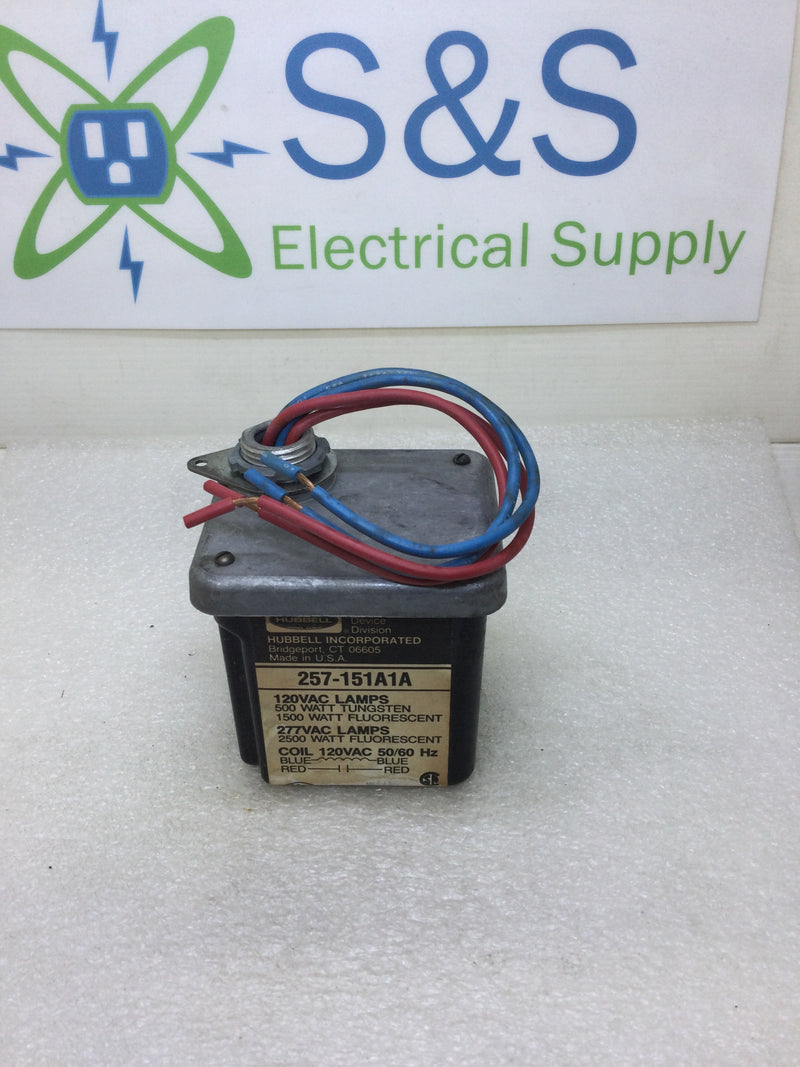 Hubbell H-MOSS 257-151 A1A Lighting Relay 120 VAC Coil 120/277 VAC Lamps