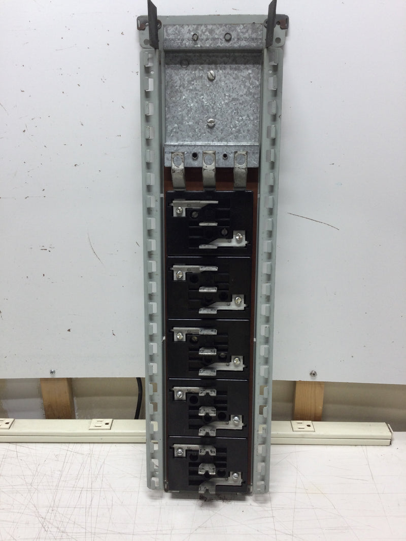 GE General Electric 30 Circuit 3 Phase 4 Wire Panelboard Guts Only 6" X 23"