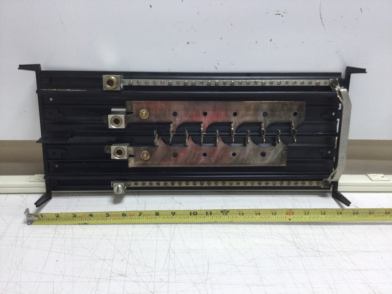 Siemens G2040MB1200CU 10 Space/20 Circuit 200 Amp Load Center 120/240 VAC Guts Only 9" x 20"