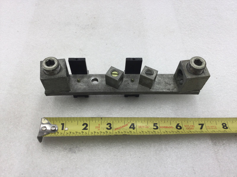 Crouse Hinds 4 Position Isolated Neutral/Ground Bar with 2 CA-380 Neutral Lugs and 2 BA-150 Ground Lugs