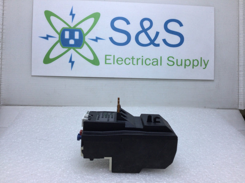 Telemecanique LR2 D1321 Overload Relay LA7-D1064 Relay Adapter Included 18 Amp 575V