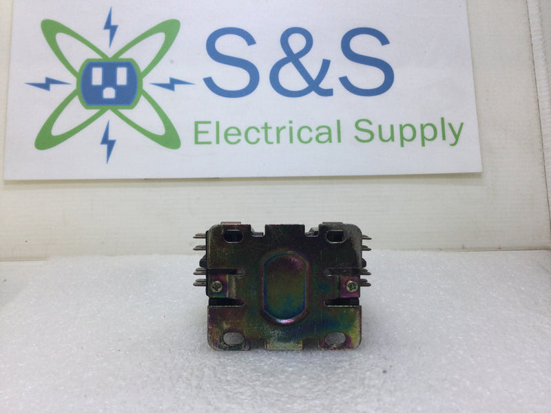 GE General Electric CR453CC3HBAAG 3 Pole 30 Amp 120-600VAC Max Definite Purpose Contactor with 24 VAC Coil