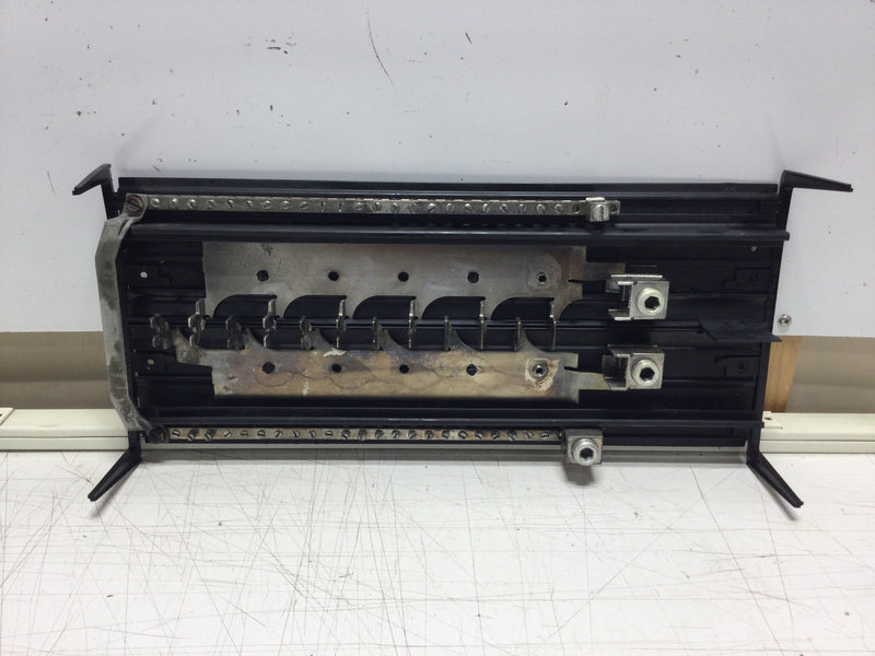 Siemens/ITE 200 Amp 12 Space/40 Circuit 120/240 VAC Load Center Guts Only 9" X 19"