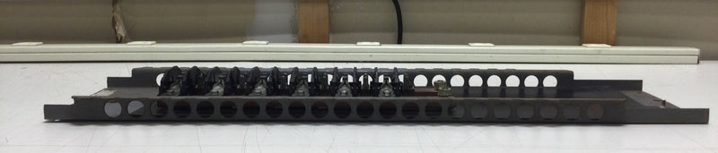 Eaton/Cutler Hammer 200 Amp 12 Space/24 Circuit Load Center Copper Buss Guts Only 6" X 21.5"