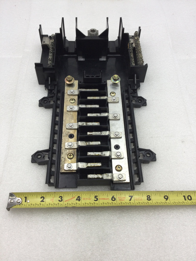 Square D QON20-40M200 200 Amp 10 Space/40 Circuit 120/240 VAC Load Center Guts Only 9" X 14"