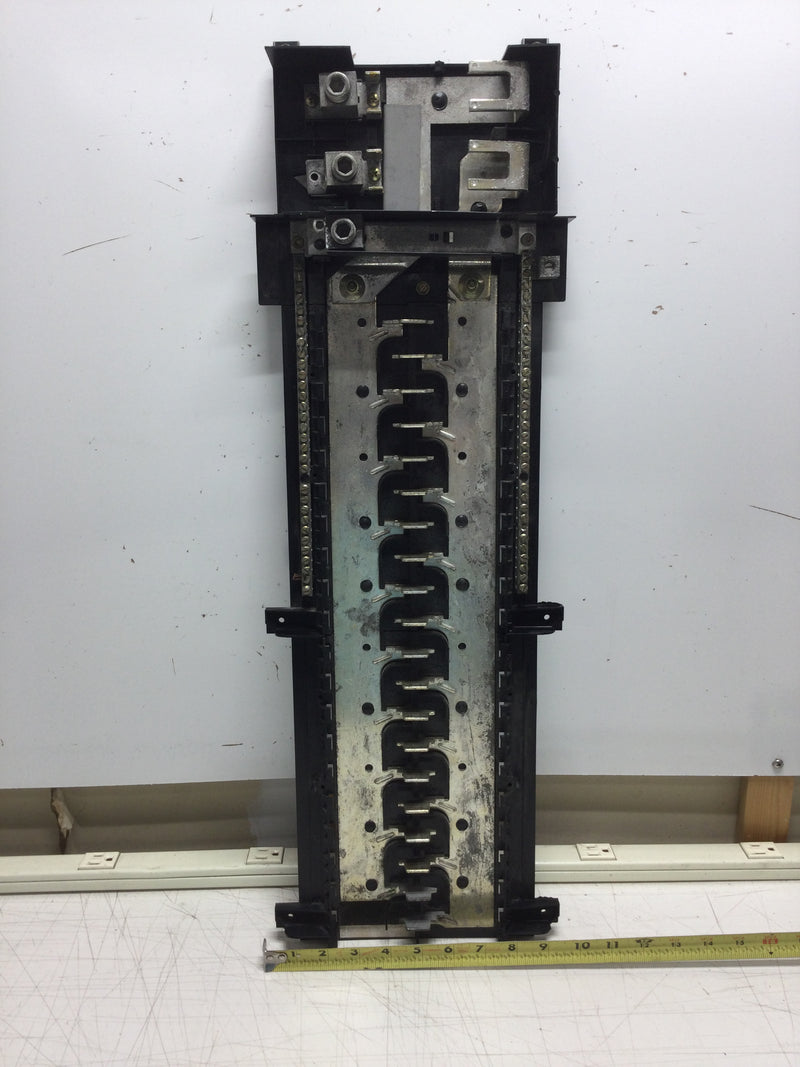 Square D HOMN40M200 200 Amp 20 Space/40 Circuit Load Center Guts Only 28" x 9.5"