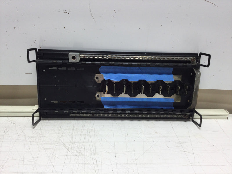 Siemens/ITE 150 Amp 10 Space/30 Circuit 120/240 VAC Type Q Load Center Guts Only 8" X 18"