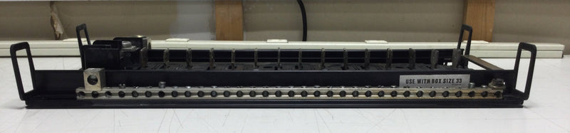 ITE/Siemens 3 Phase 200 Amp 15 Space/30 Circuit 120/240 VAC Guts Only 8" X 19.5"