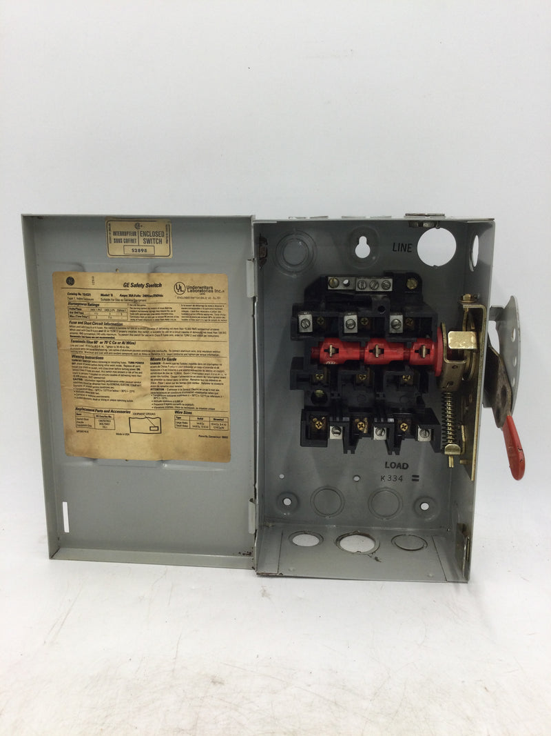 GE TG4321 Fusible Safety Switch 30 Amp 240 VAC/250 VDC 3 Pole 4 Wire 8