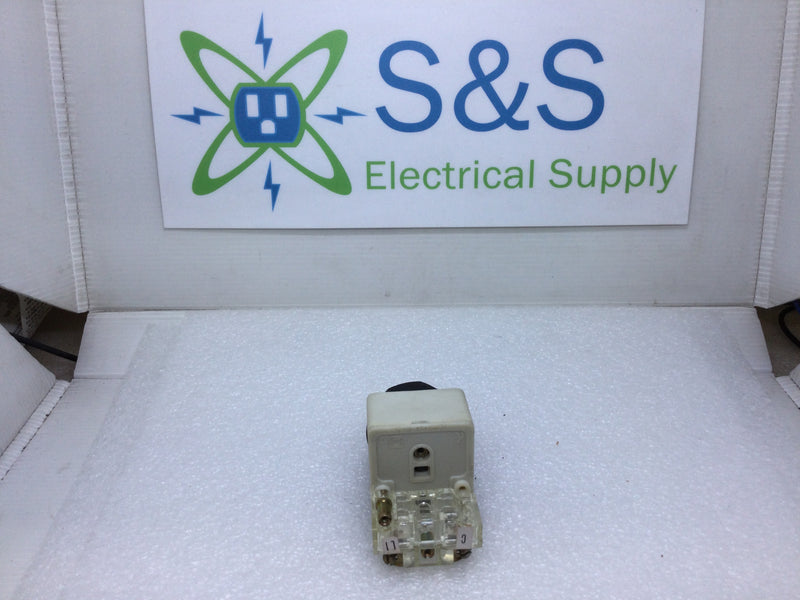 Square D KM-35 Red Pilot Light Module Includes Auxiliary Terminal Series G Type 9001 24-28V AC/DC