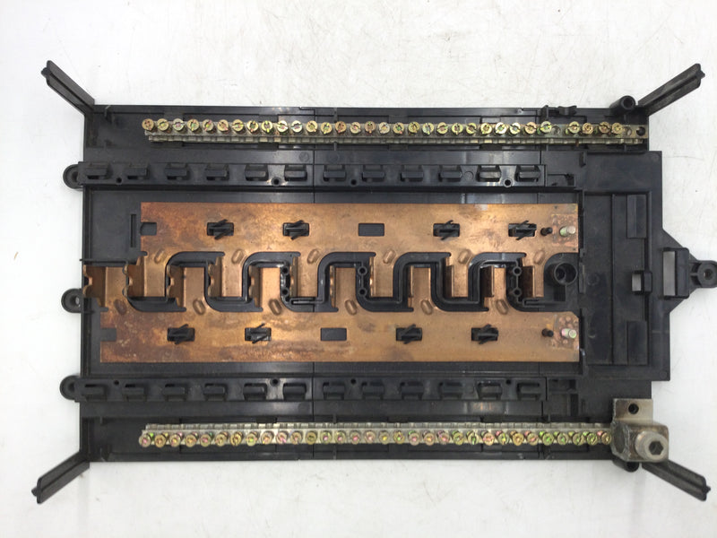 Siemens SNW1224L1200T 8 Space MLO 120/240VAC Type Q Breaker Panel Guts Only 10" x 18"