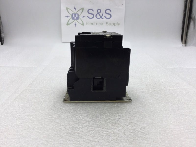 Square D 8502SBO1 Nema Size 0 Starter/Contactor 2 Pole 115/230 VAC 1-2 HP with 120 VAC Coil and without Overload Relay