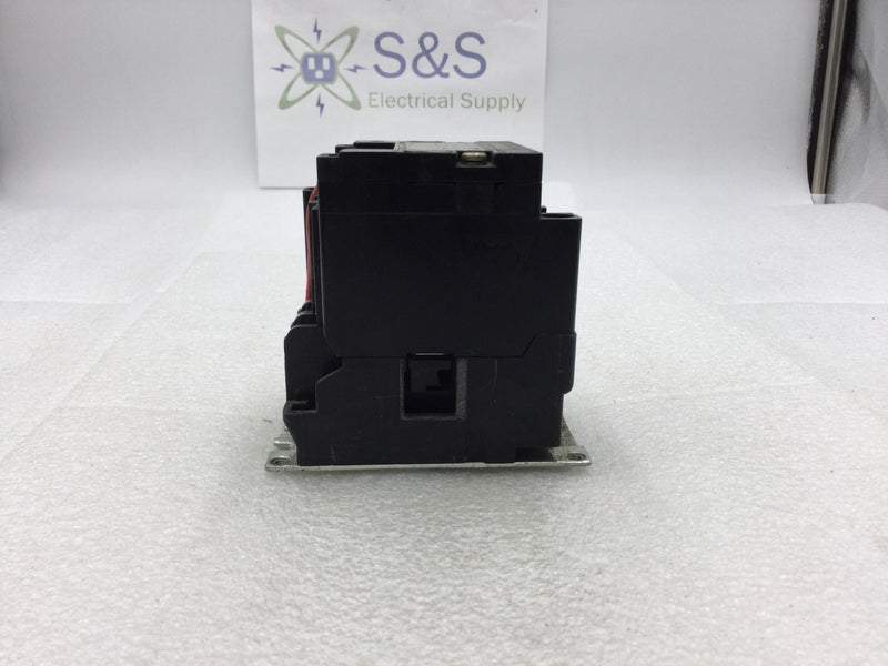 Square D 8502SBG1 Nema Size 0 Starter/Contactor 2 Pole 115/230 VAC 1-2 HP with 24 VAC Coil and without Overload Relay