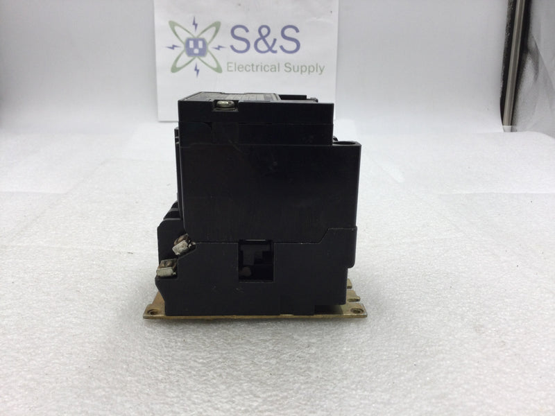 Square D 8536SBG2 Nema Size 0 Contactor/Starter 3 Phase 200-575 VAC 3-5 HP with 120 VAC Coil and without Overload Relay