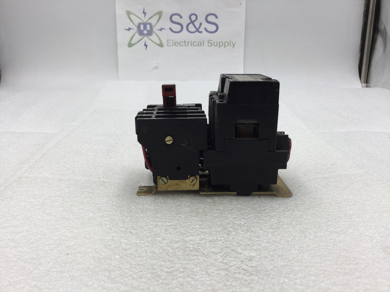 Square D 8536 AG-2 Size 00 Contactor/Starter 3 Pole 200-575 VAC 1 1/2-2 HP with 120 VAC Coil and Overload Relay