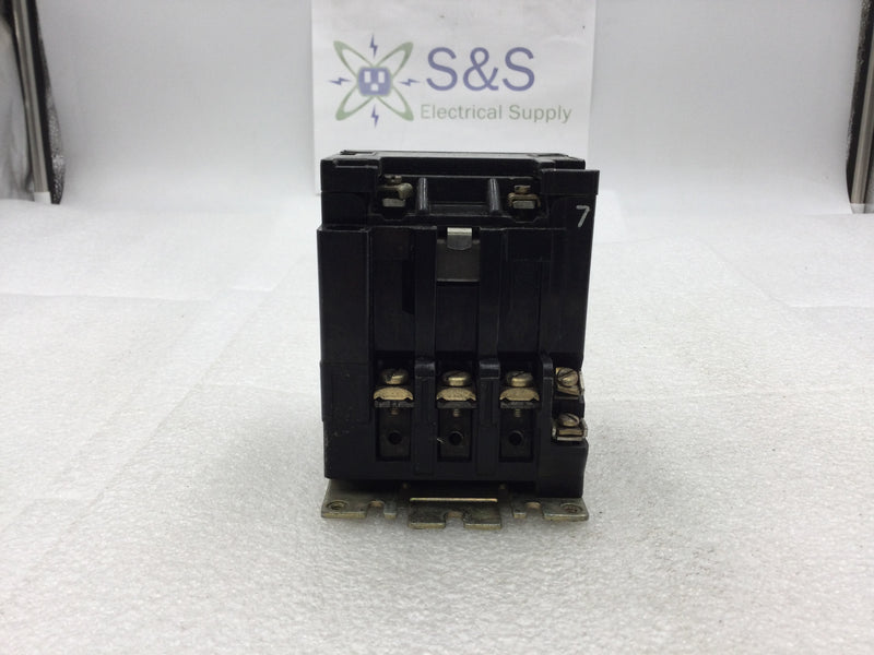 Square D 8536SAG16 Nema Size 00 Starter/Contactor 3 Pole 200-575 VAC 1 1/2-2 HP with 120 VAC Coil and Without Overload Relay