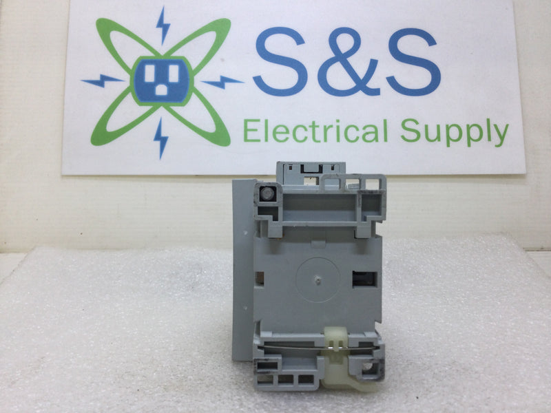 Allen-Bradley 100-C37*00 Series C Contactor/Starter 3 Pole 115-575 VAC 3-30 HP with 120 VAC Coil and 100-SB10 Auxiliary Contact Module