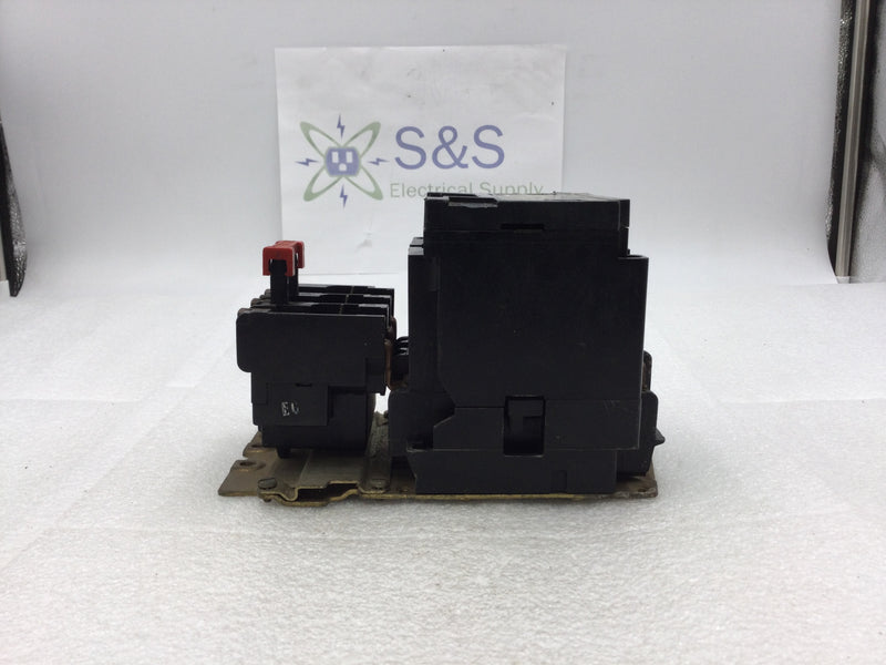 Square D 8536 SDG-1 3 Phase Size 2 Ser A Contactor/Starter 200-575 VAC 10-25 HP with 240 VAC Coil and Overload Relay