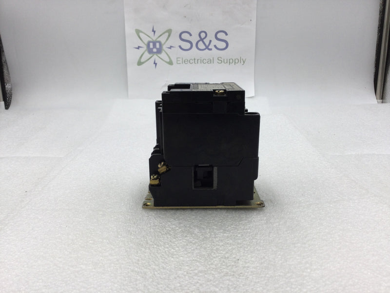 Square D 8736 SA016 Nema Size 00 Series B Starter/Contactor 3 Phase 200-575 VAC 1 1/2 to 2 HP with 120 VAC Coil