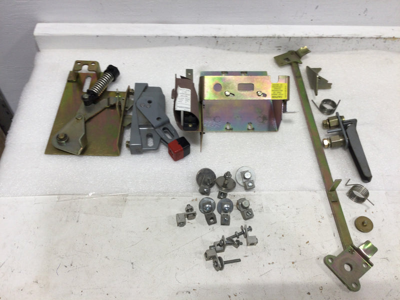 Square D™ Circuit Breakers Disconnect Mechanism Class 9422 - LOT of 2