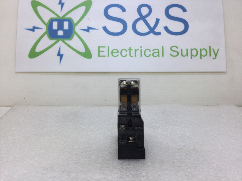 Automation Direct SQL08D Relay Socket Base 10 Amp 250 VAC with QL Series 120 VAC Relay