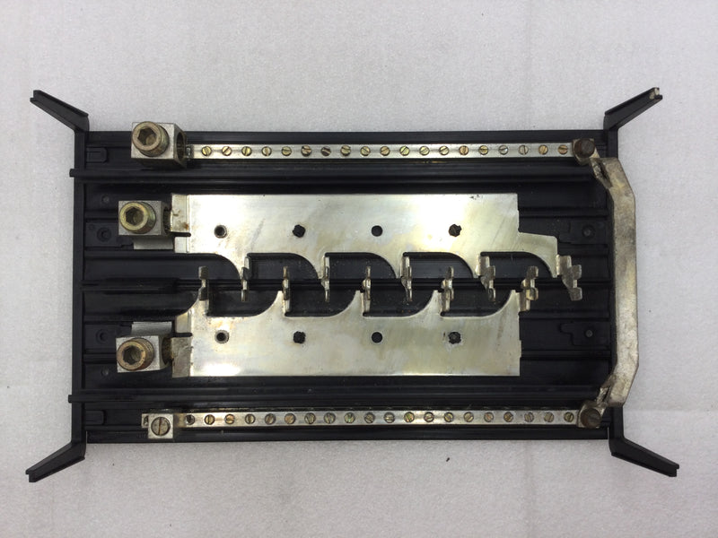 Siemens G2040ML1200 200 Amp 10 Space/40 Circuit 120/240 VAC Load Center Guts Only 9" X 14"