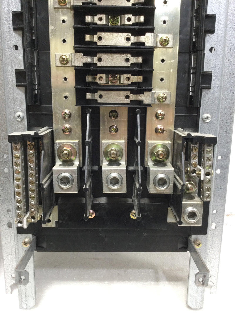 Square D Schneider NQOD442L225 Ser. E2, Panelboard interior, NQ, main lugs, 225A, Cu bus, 42 pole spaces, 3 phase, 4 wire, 240VAC, 48VDC with Deadfront