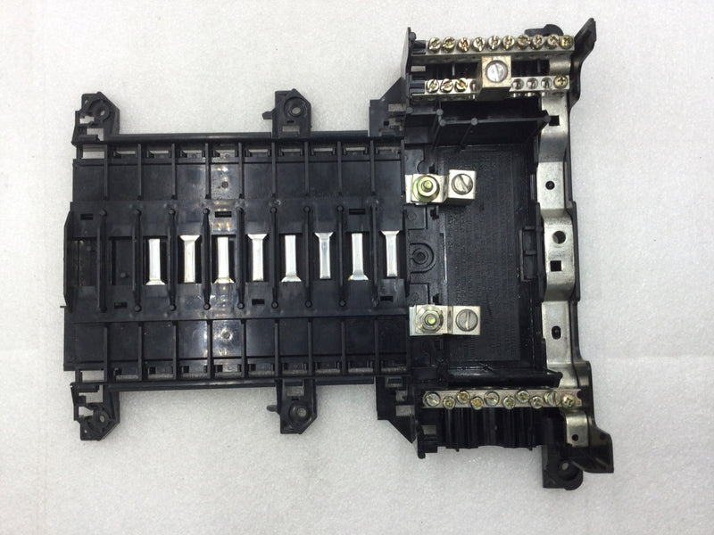 Square D QO116L125G 125 Amp 8 Space/16 Circuit 120/240 VAC Load Center Guts Only 9" X 11.5"