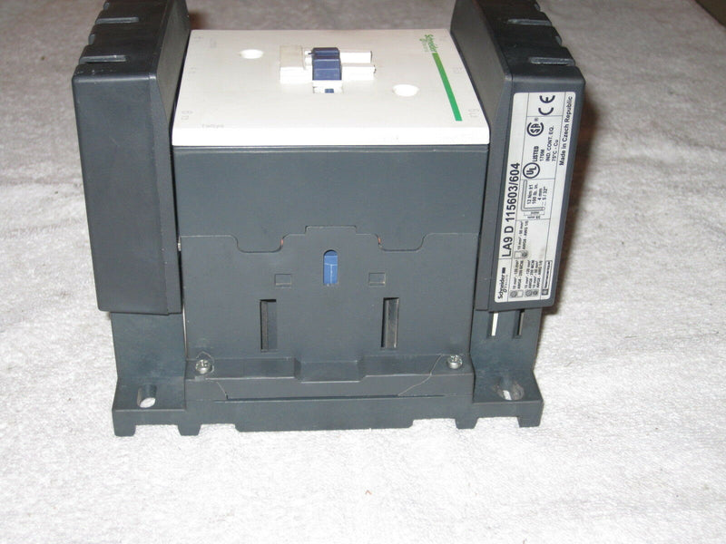 Schneider Electric Tesys Contactor Lc1-D150 120v Coil 3r12402