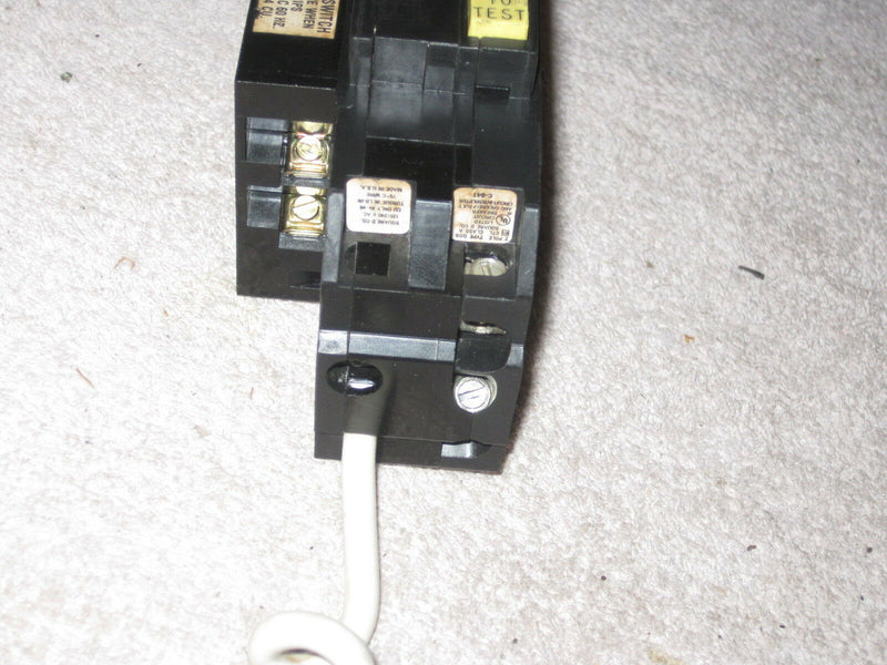 Square D Qob Qob240gfi2100 Alarm  2 Pole 40 Amp  Gfci Circuit Breaker  Bolt On