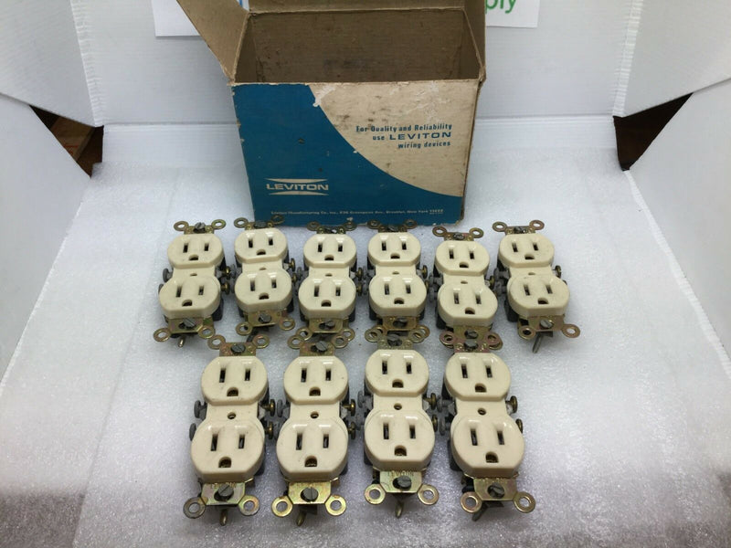 (10) New Old Stock Leviton 2650-I (Ivory) 2p 3 Wire Nema 5-15r 15 Amp 125v