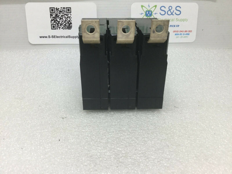 Cutler-Hammer Eaton Bab3045h Circuit Breaker 3 Pole 45a 240v