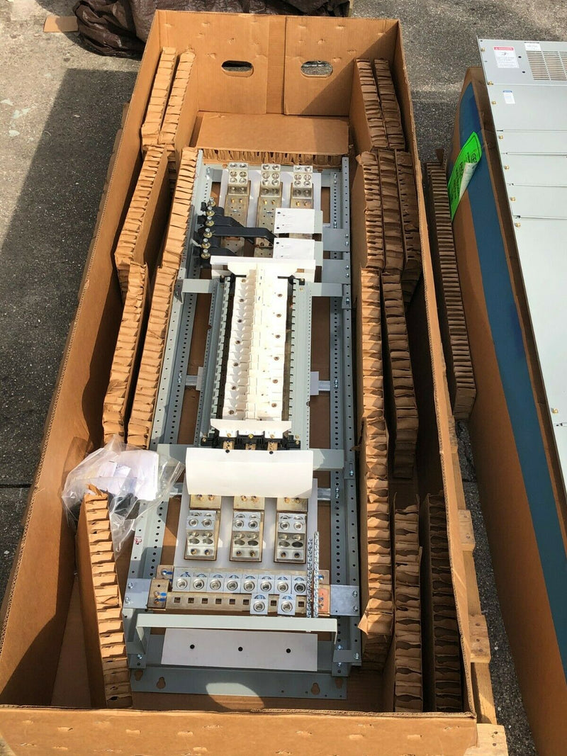 Cutler Hammer 1200 Amp Main Lug 3p4w 208/120 Volt Panelboard Prl4 Nema3r W/Guts