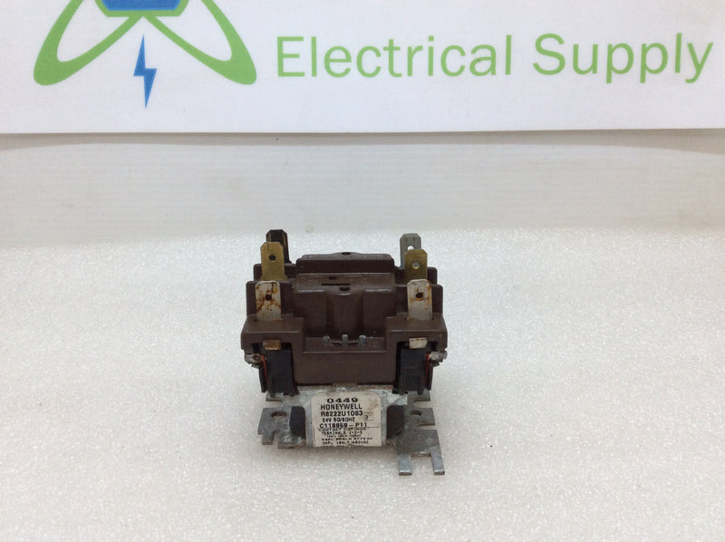 Honeywell Switching Relay R822U1063 C118659-P11 24Vac Coil