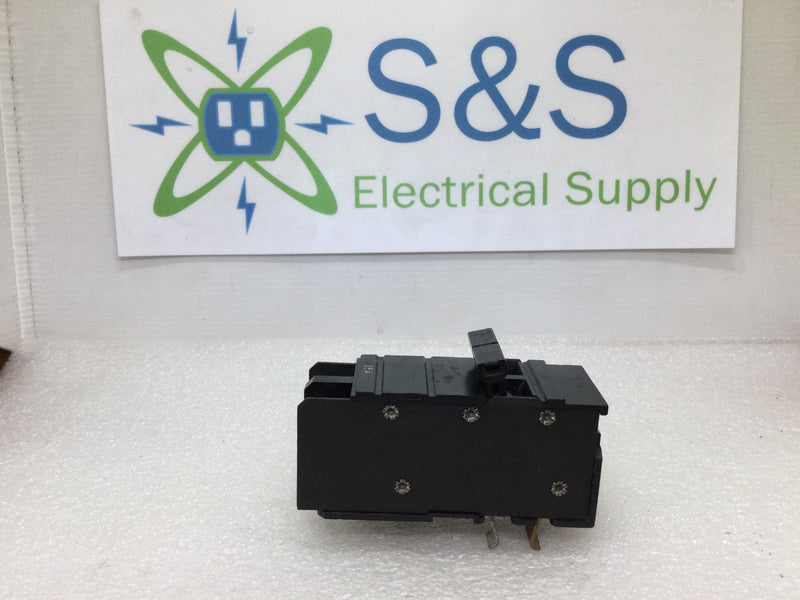 Square D Cutler Hammer XO215 15 Amp 2 Pole Circuit Breaker