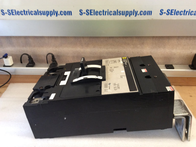 Square D MHP26800 Single Phase 800A 600VAC 65kA Type MAL Circuit Breaker (Missing Lug Cover)