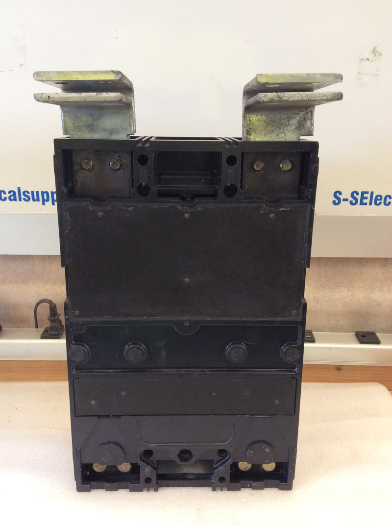 Square D MHP26800 Single Phase 800A 600VAC 65kA Type MAL Circuit Breaker (Missing Lug Cover)