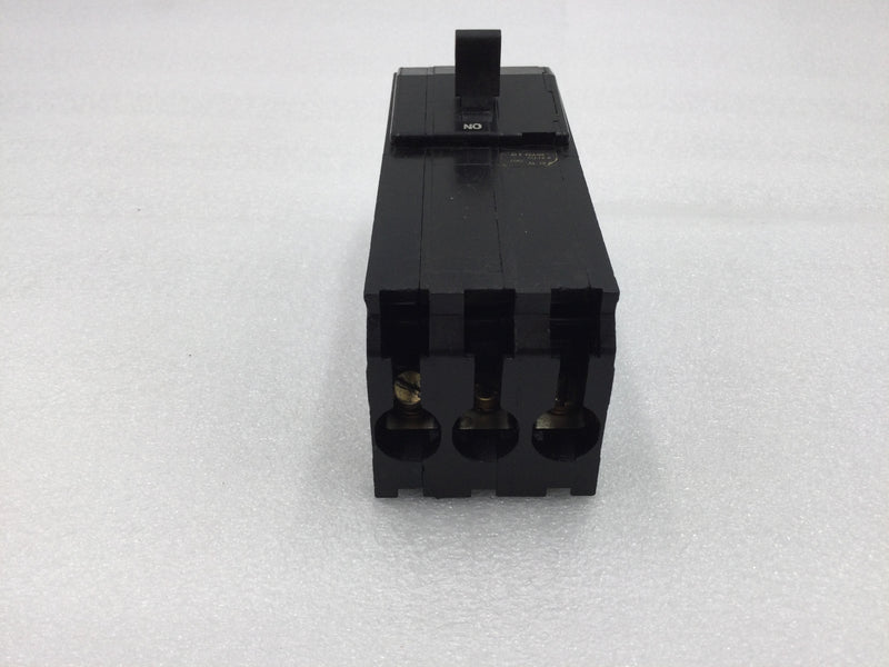 Square D A1B315 3 Pole 15 Amp 240v Circuit Breaker