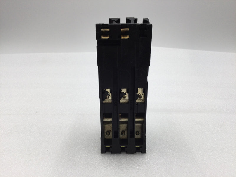 Square D A1B315 3 Pole 15 Amp 240v Circuit Breaker