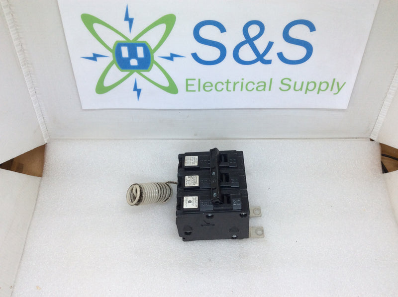 Siemens B24000S01 2 Pole 40A Shunt Trip 120/240V 10kAIC 50/60Hz Type BL Circuit Breaker